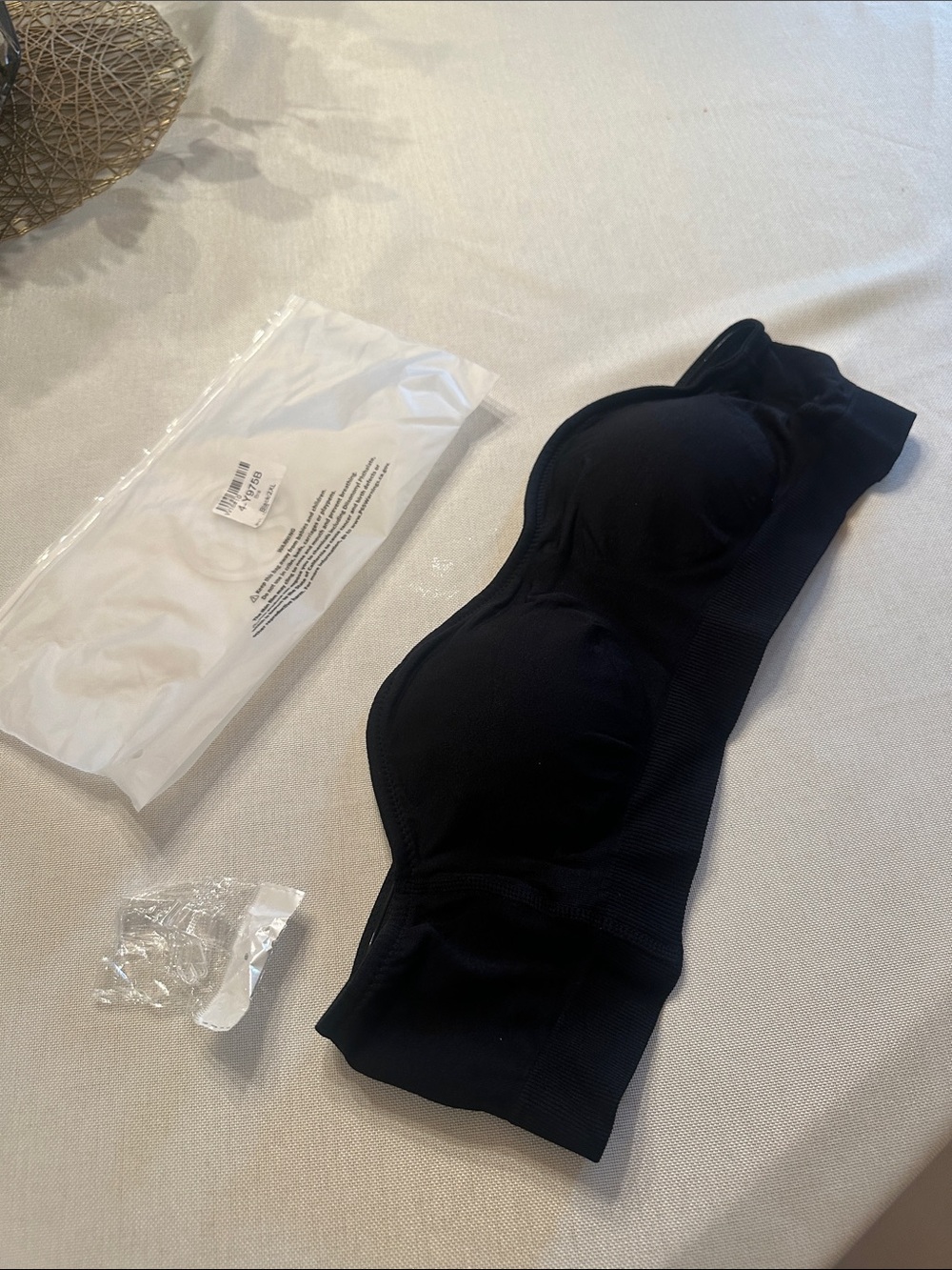 Seamless Strapless Black Bandeau Bra